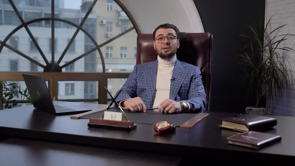 Андрей Калашников в видеоролике